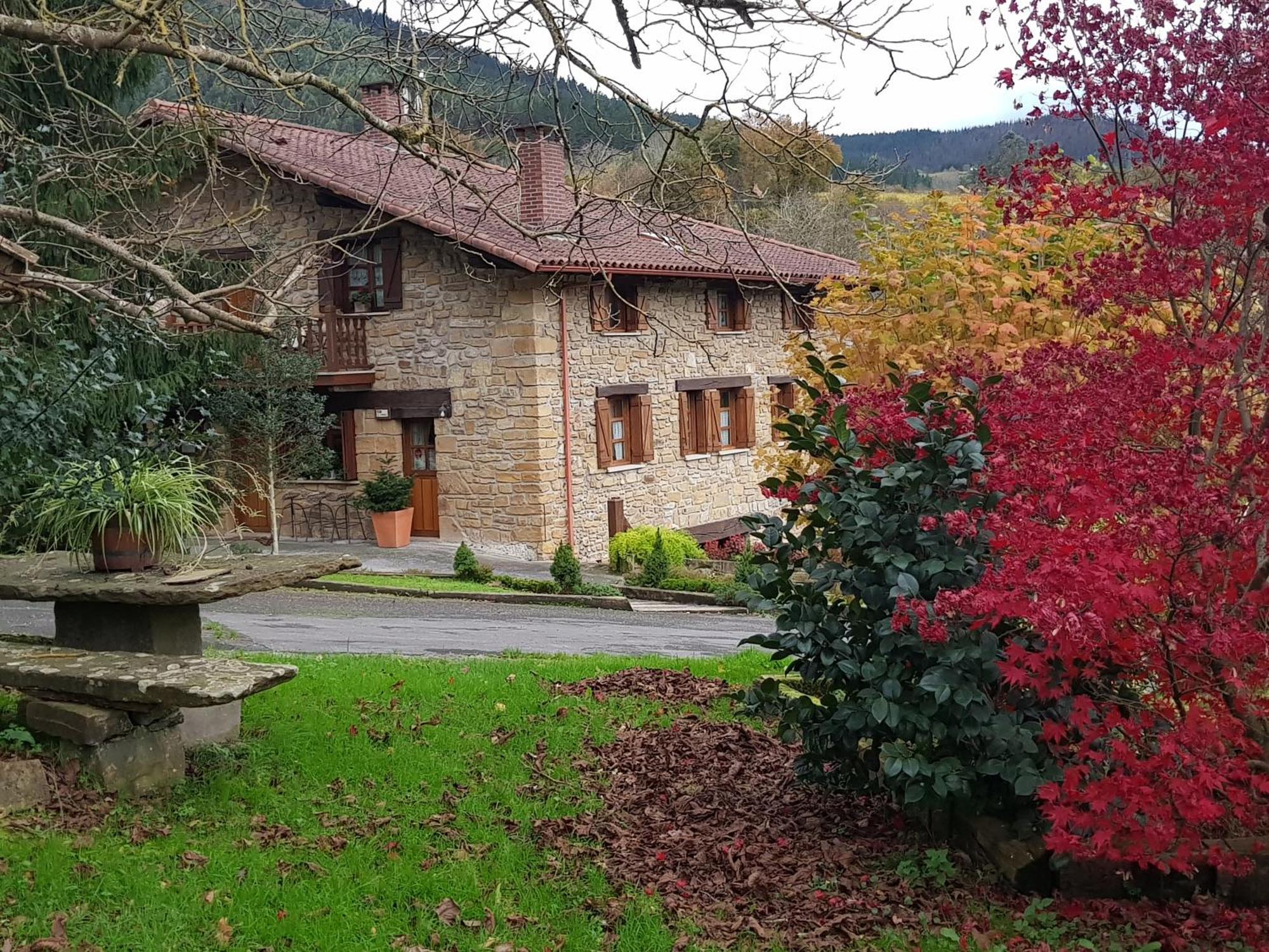Agroturismo Iberreko Errota Мухика Экстерьер фото